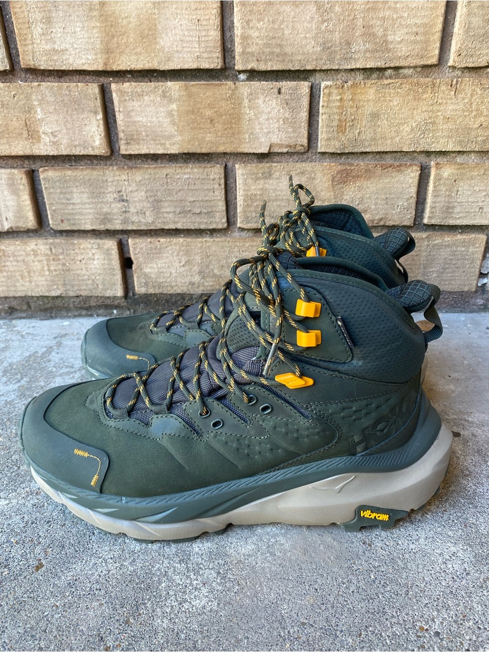 Hoka Mens Kaha 2 GORE-TEX Hiker Shoes US 9 D Green Waterproof Leather NEW